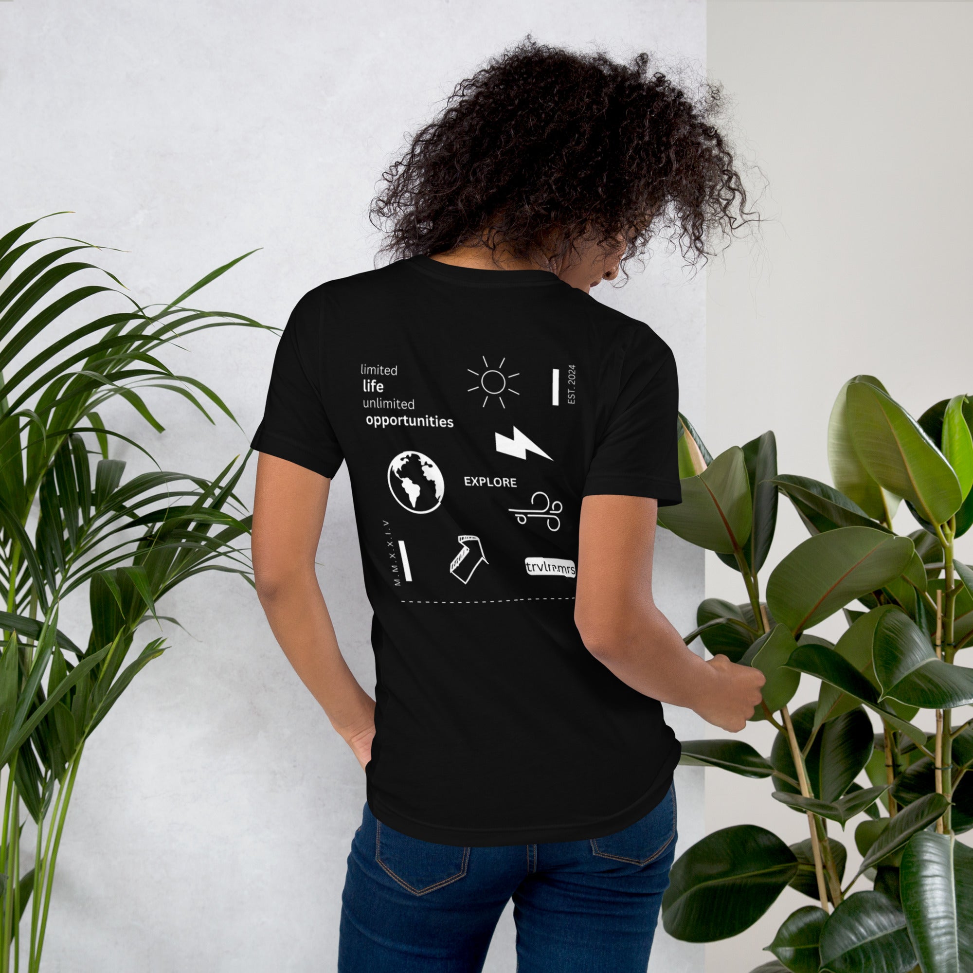 ECLECTIC FUSION TSHIRT -/- (BLACK)